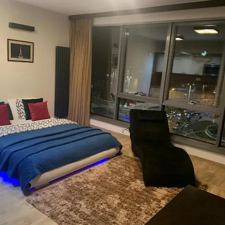 Dobry Wieczor We Wroclawiu * Vratislav